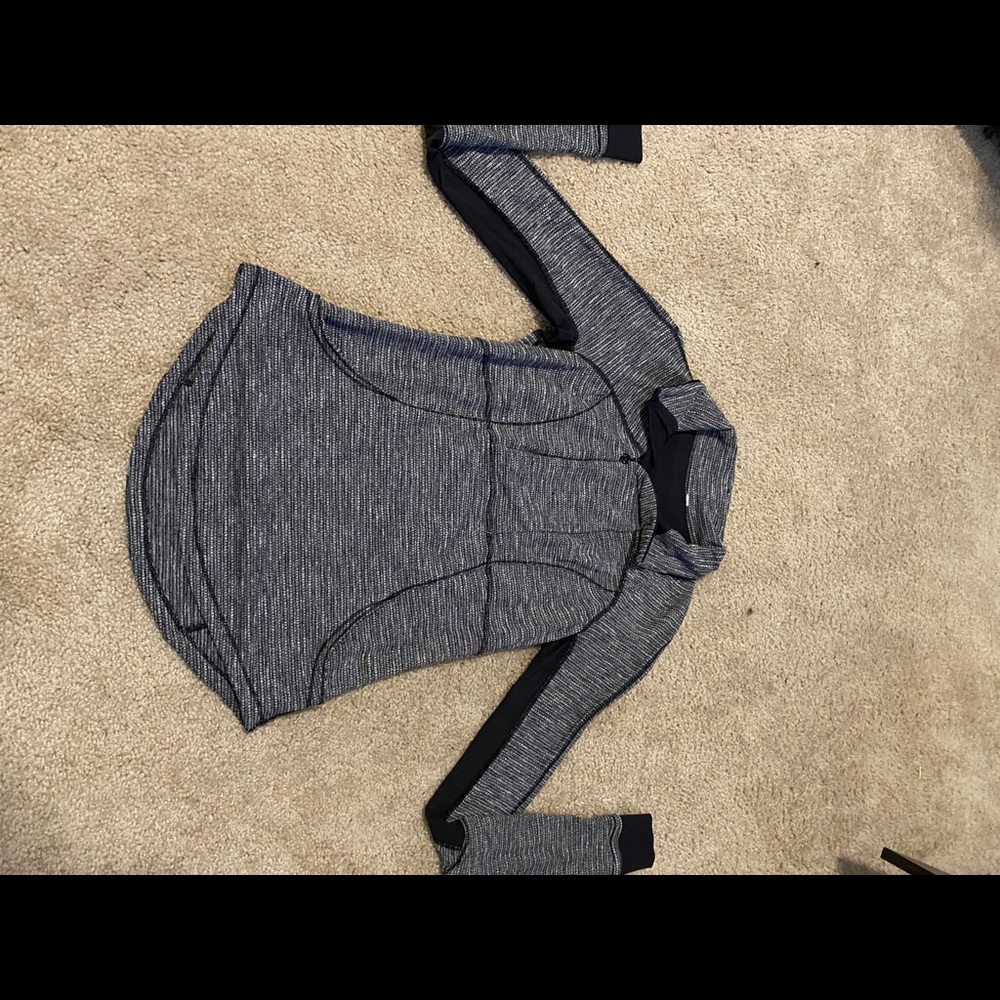 Lululemon Pullover